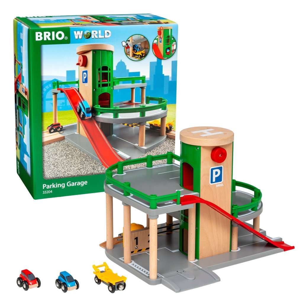BRIO World - Parkhaus, Straßen & Schienen