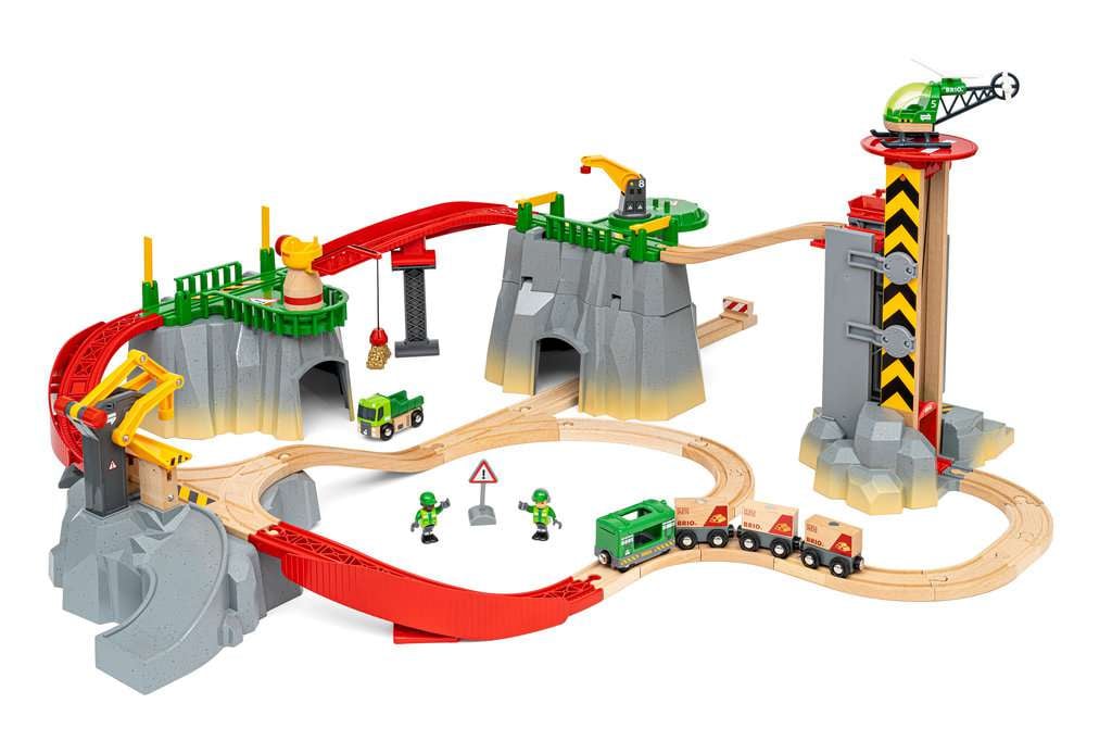 BRIO World - Circuit montagnes et chargement